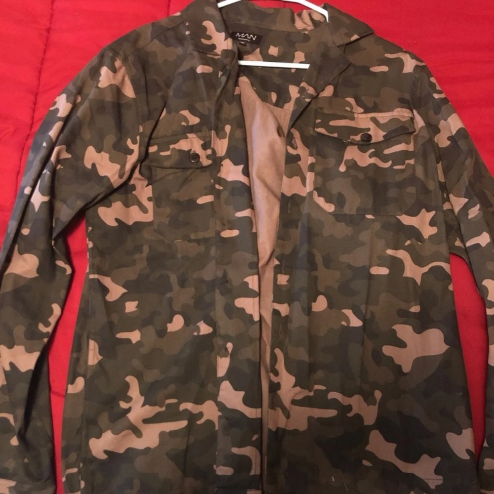 BoohooMAN Camo Jacket Size M